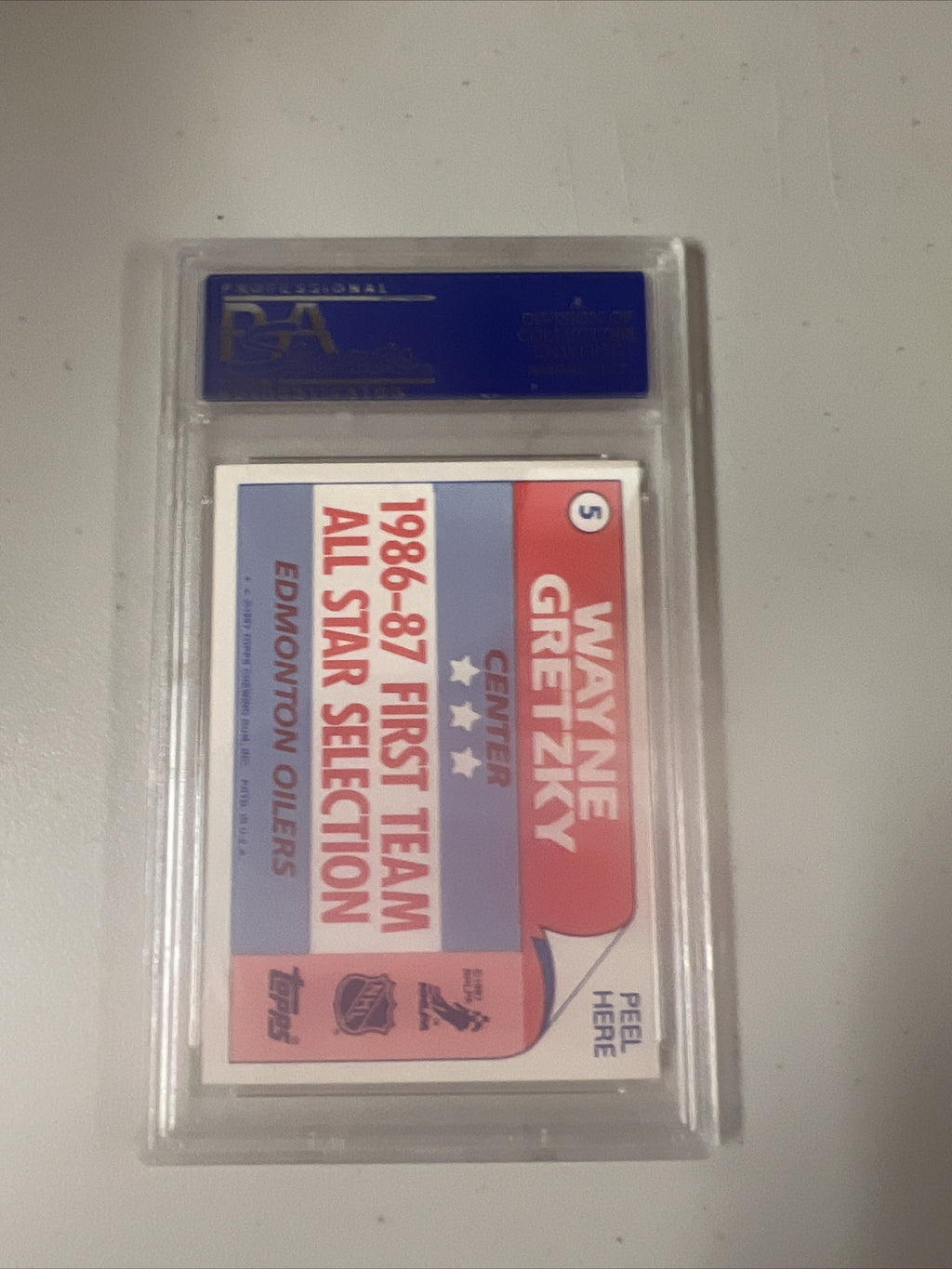 1987 Topps Hockey Stickers Wayne Gretzky #5 PSA 8