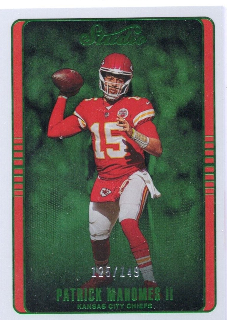 2022 Chronicles Studio Green #STU-18 Patrick Mahomes 125/149 - Chiefs
