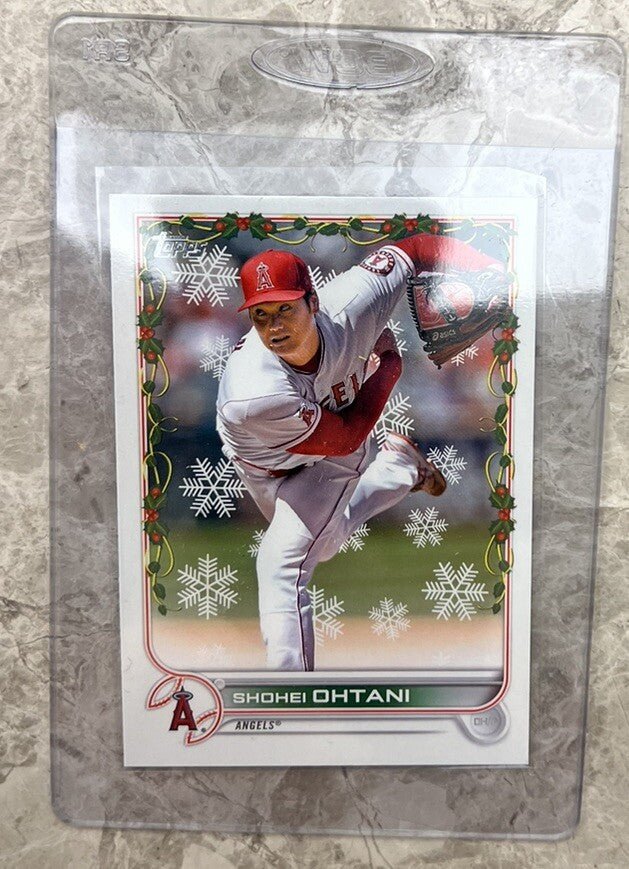 2022 Topps Holiday Shohei Ohtani Base #HW100 Angels, CANADA